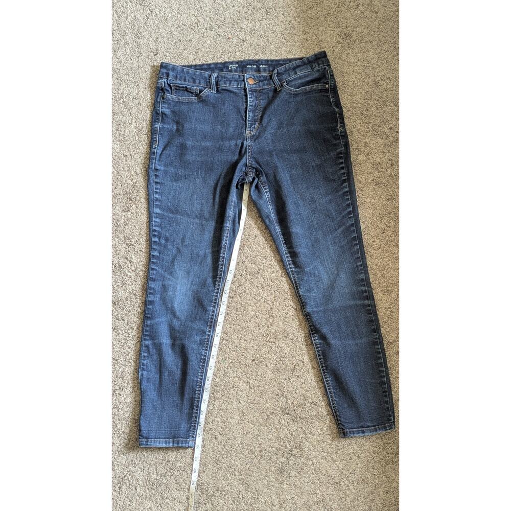 Crown & Ivy Women's Size 14K Blue Denim Skinny Jeans - Dark Wash